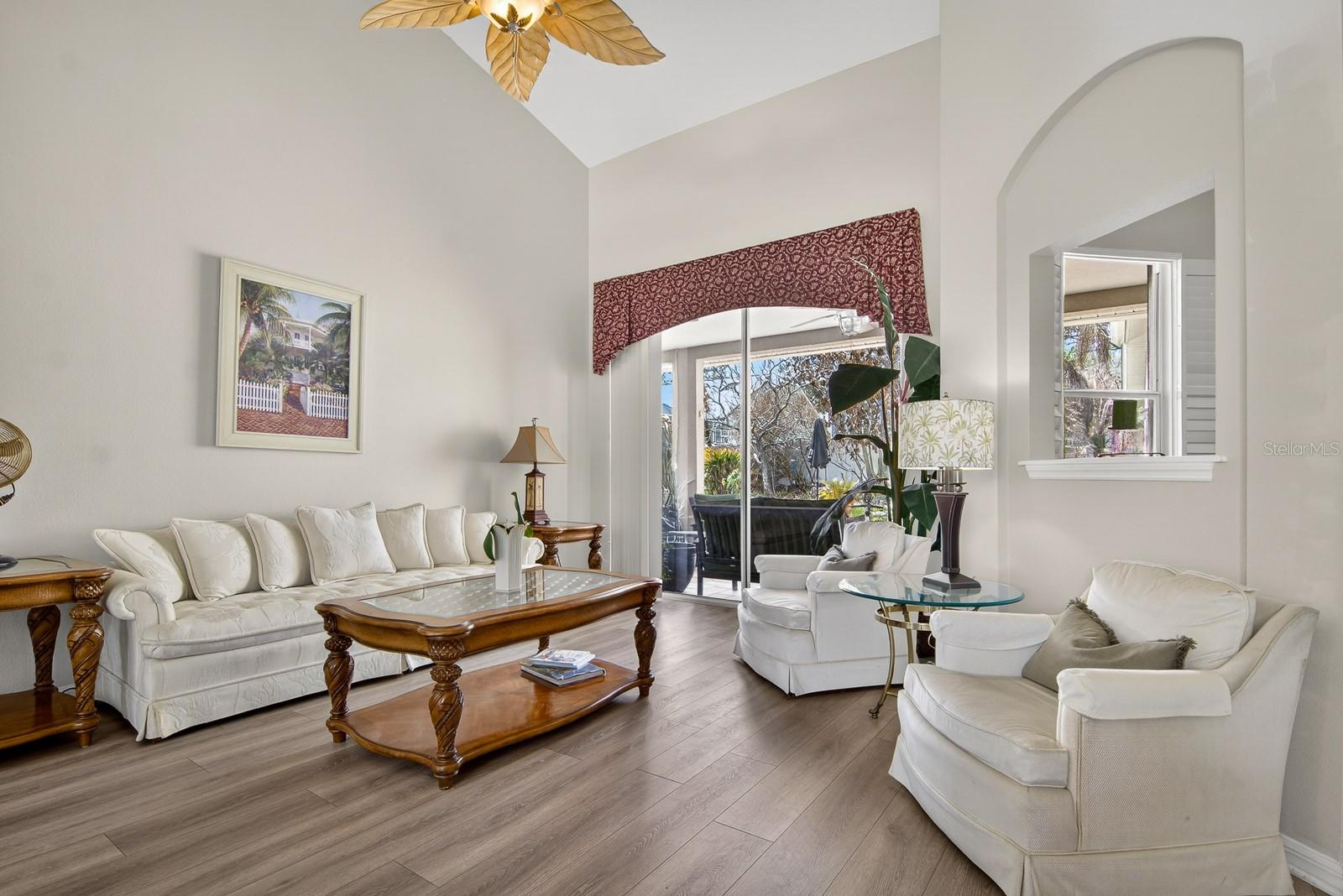 Image 8 of 47 For 9617 Greenbank Drive