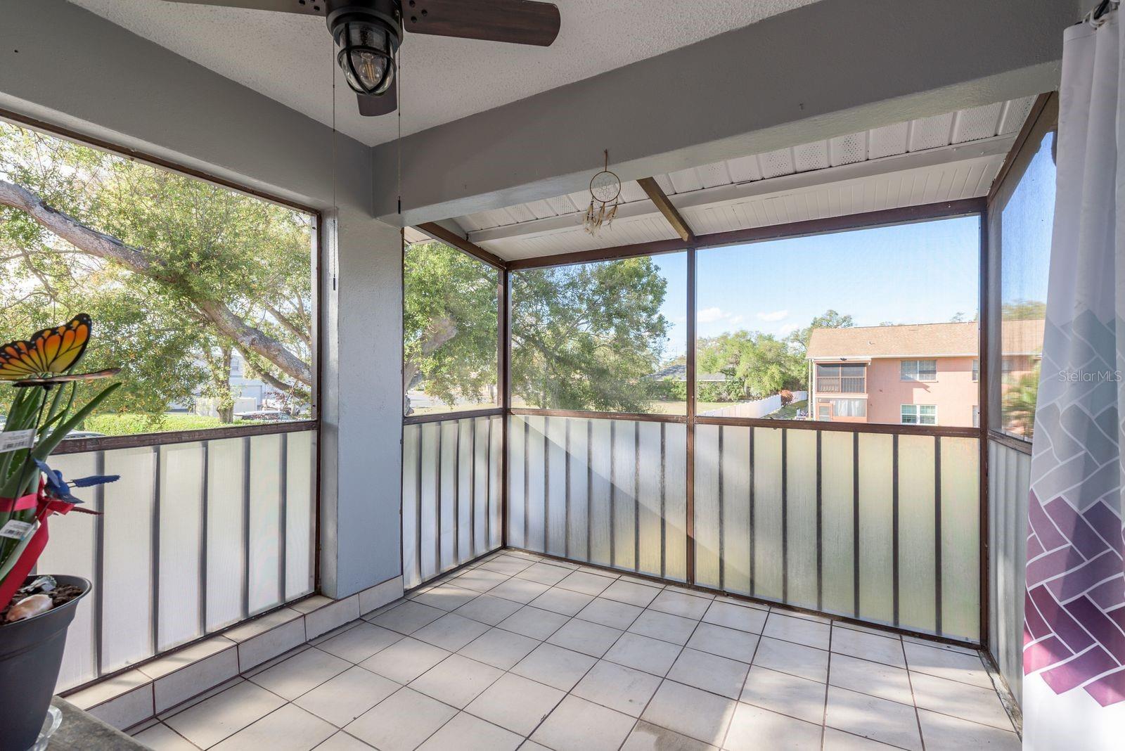 Image 22 of 35 For 2250 Druid Road E 905