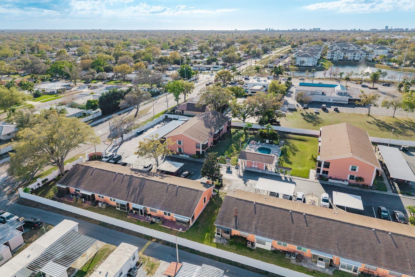 Image 27 of 35 For 2250 Druid Road E 905