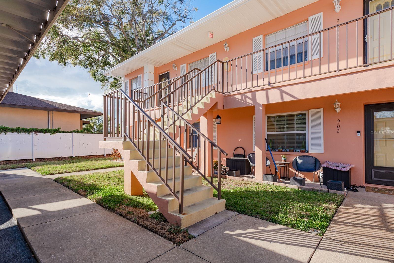 Image 4 of 35 For 2250 Druid Road E 905