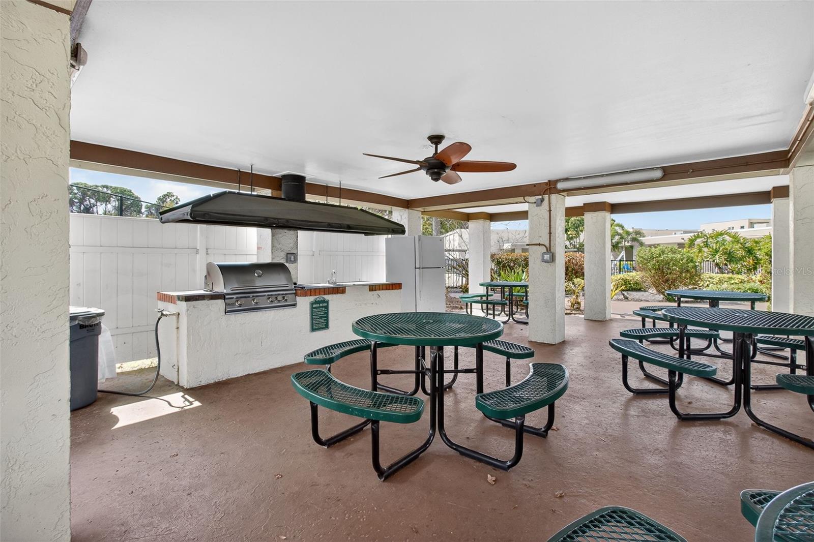 Image 23 of 50 For 5920 80th Street N 203