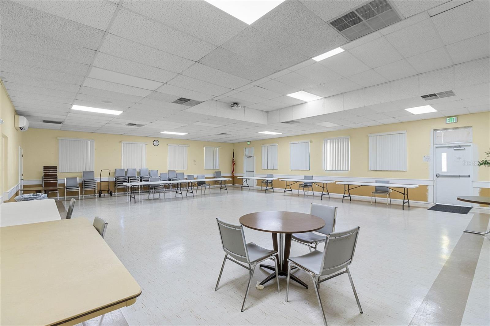 Image 29 of 50 For 5920 80th Street N 203