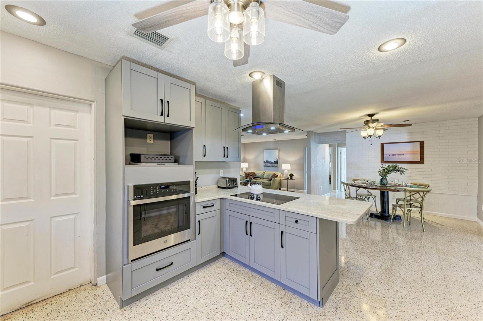 Image 17 of 39 For 6000 Bayou Grande Boulevard Ne