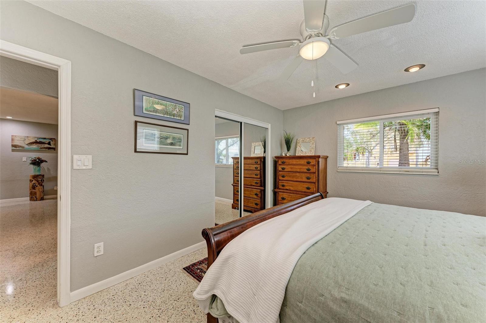 Image 28 of 39 For 6000 Bayou Grande Boulevard Ne