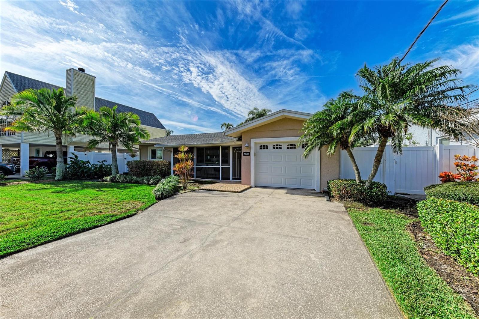 Image 3 of 39 For 6000 Bayou Grande Boulevard Ne