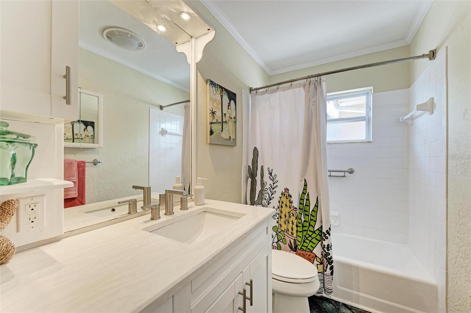 Image 30 of 39 For 6000 Bayou Grande Boulevard Ne