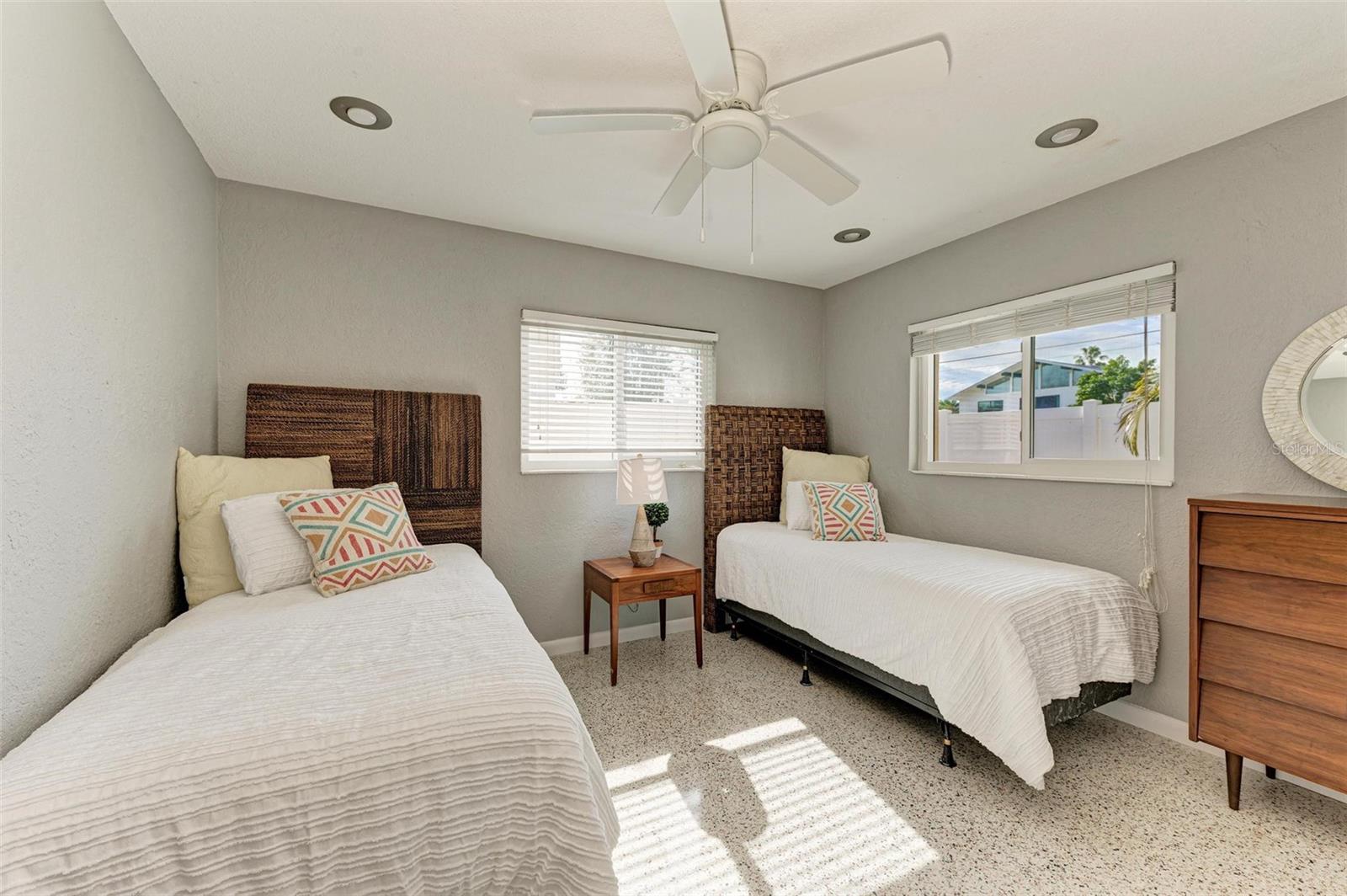 Image 31 of 39 For 6000 Bayou Grande Boulevard Ne