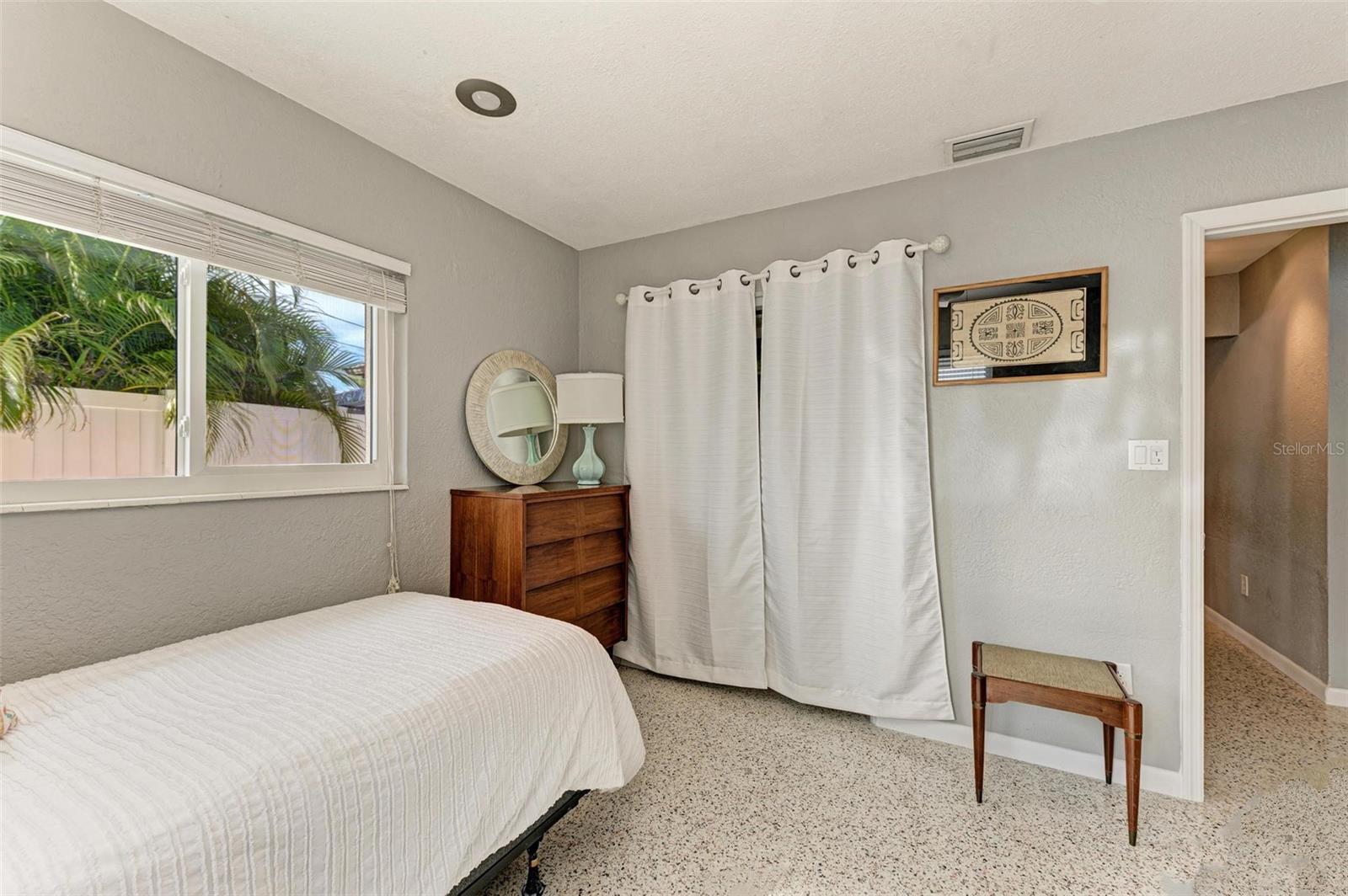 Image 32 of 39 For 6000 Bayou Grande Boulevard Ne