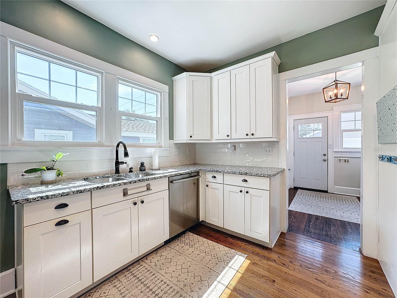 Image 17 of 54 For 134 22nd Avenue N