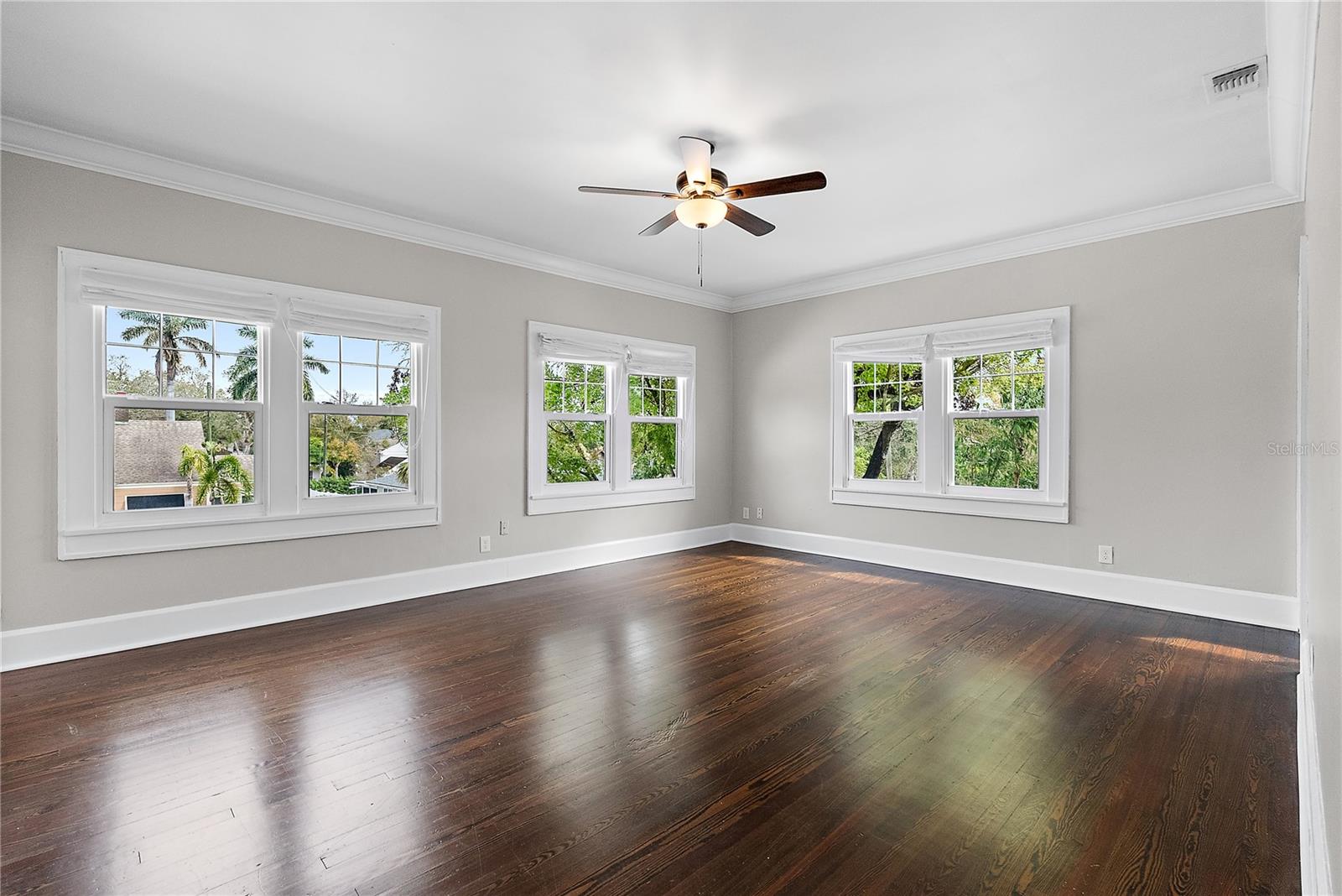 Image 26 of 54 For 134 22nd Avenue N