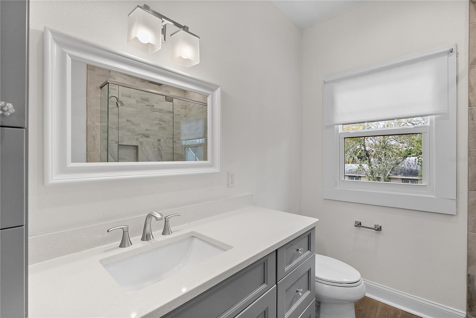 Image 28 of 54 For 134 22nd Avenue N