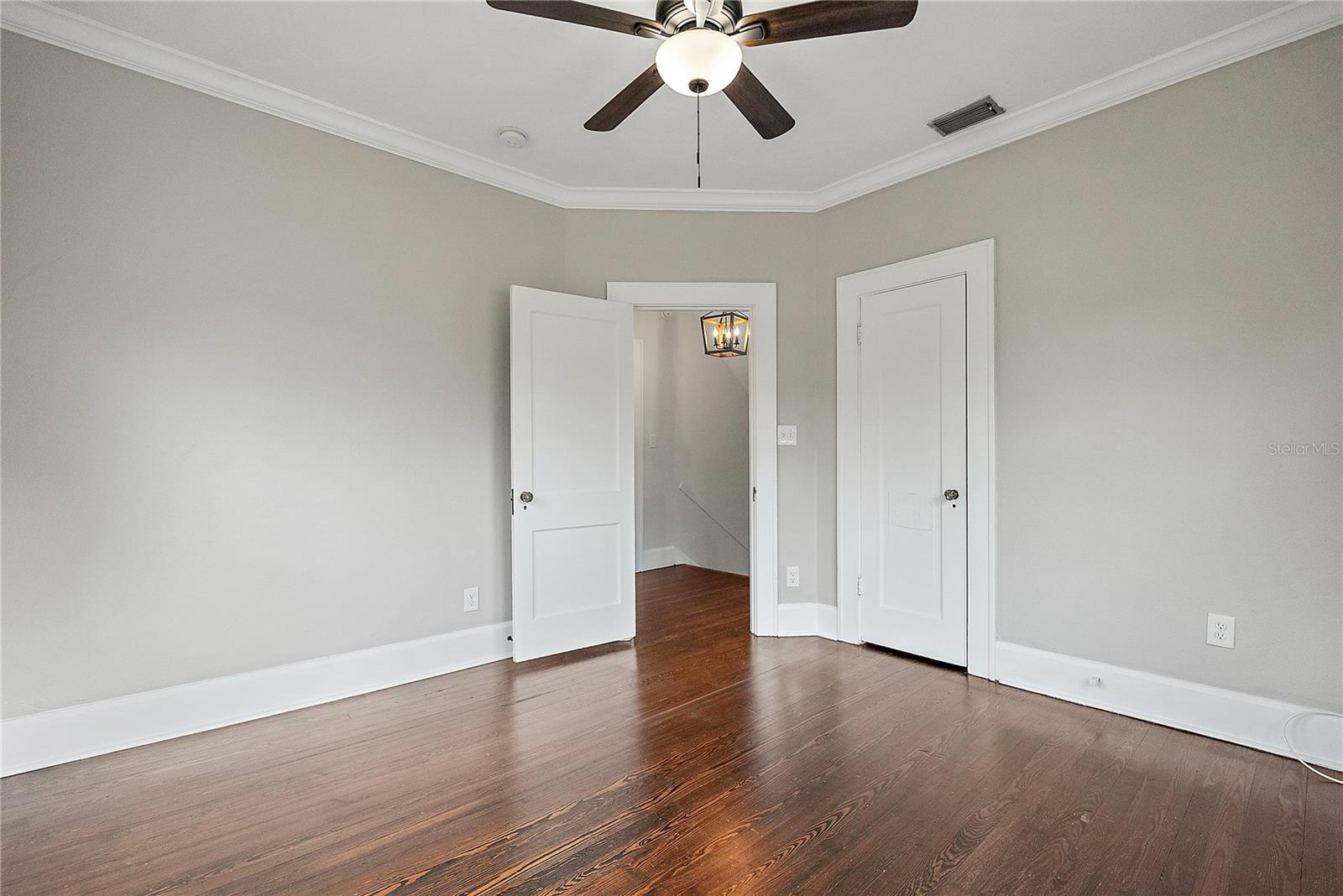 Image 33 of 54 For 134 22nd Avenue N