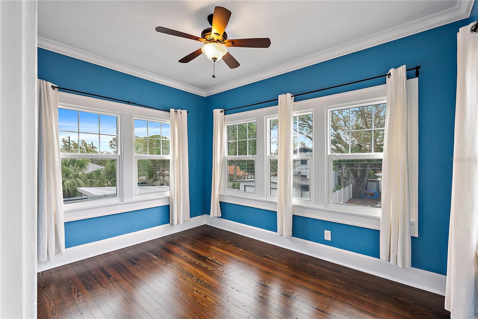 Image 37 of 54 For 134 22nd Avenue N