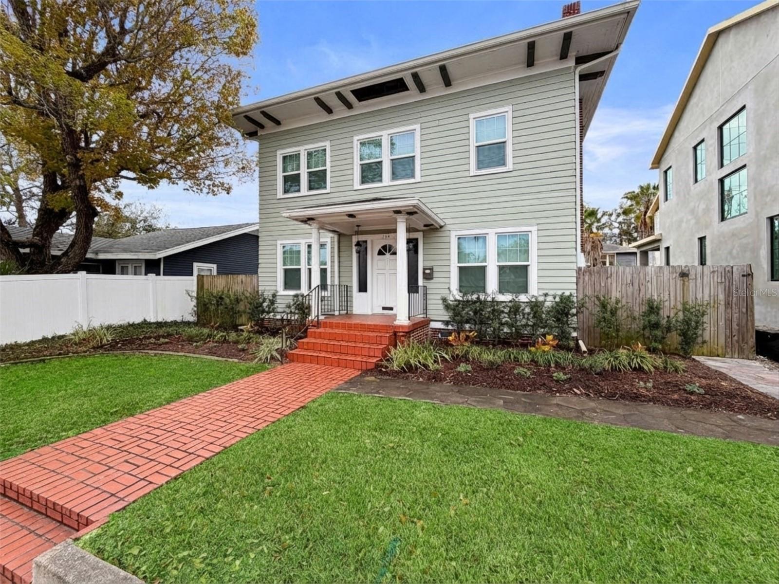 Image 7 of 54 For 134 22nd Avenue N