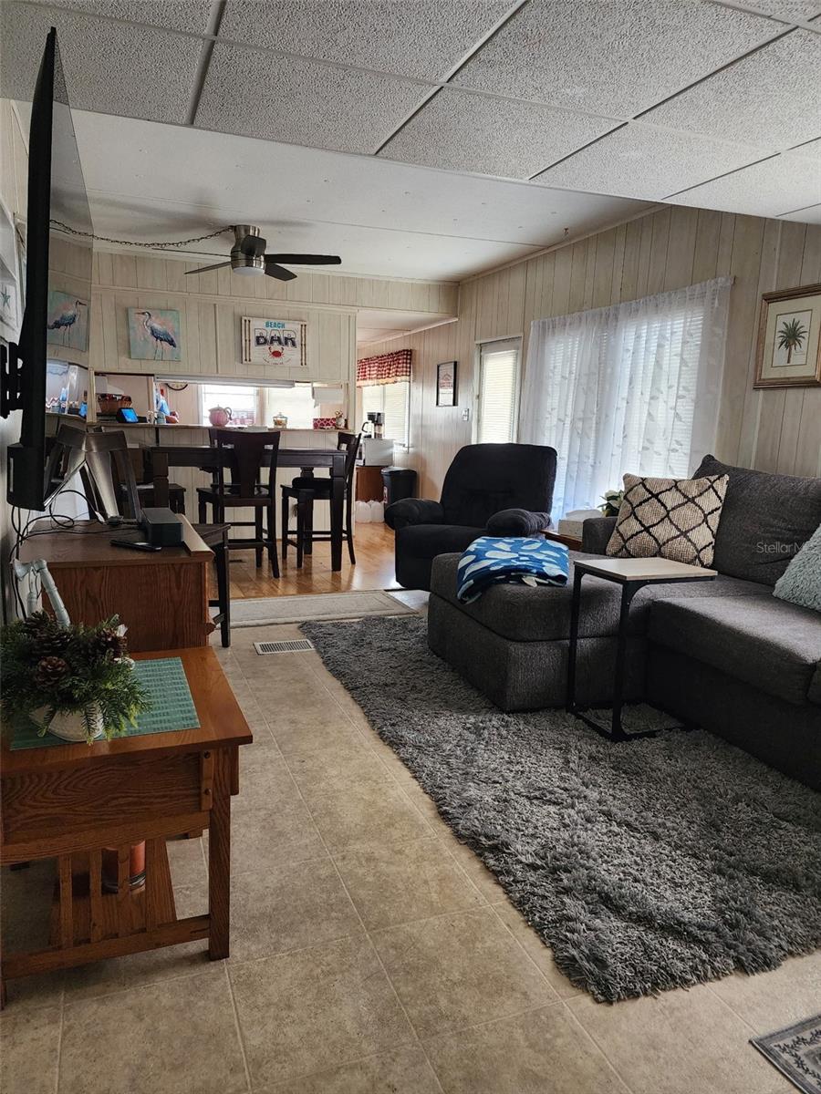 Image 7 of 39 For 7901 40th Avenue N 60