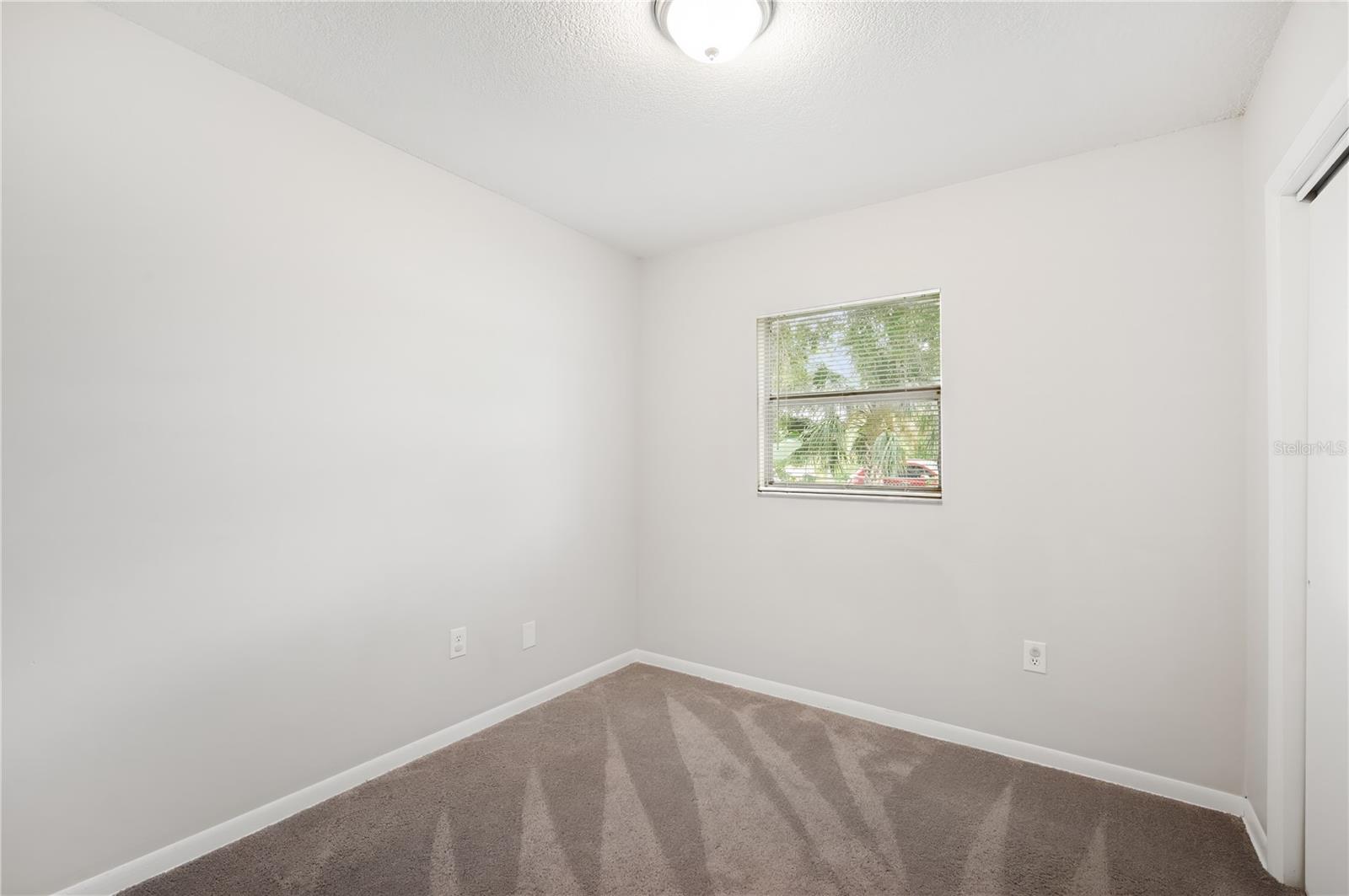 Image 9 of 22 For 9618 Pine Ridge Avenue