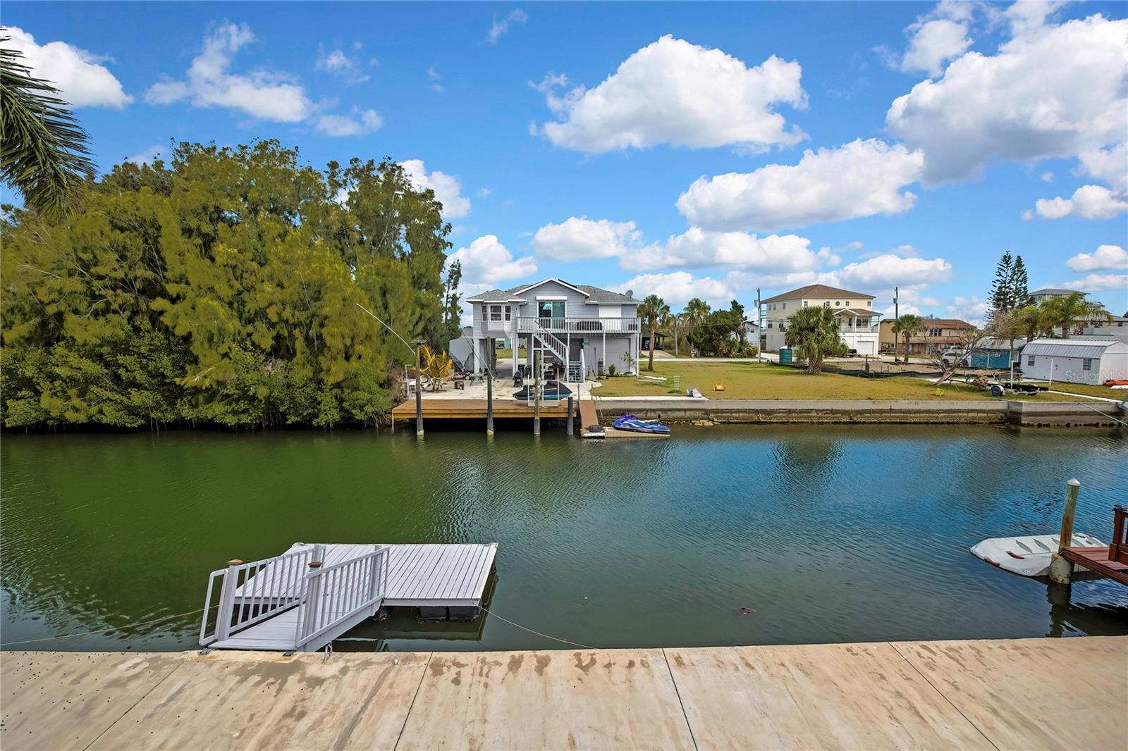 Image 35 of 67 For 6703 Seaview Boulevard