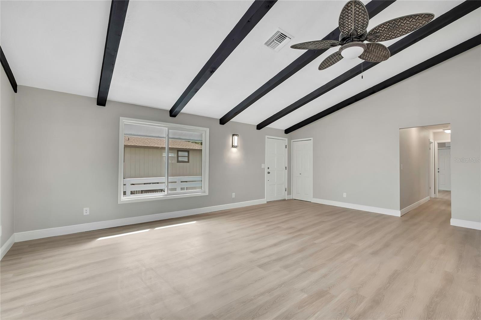 Image 5 of 67 For 6703 Seaview Boulevard