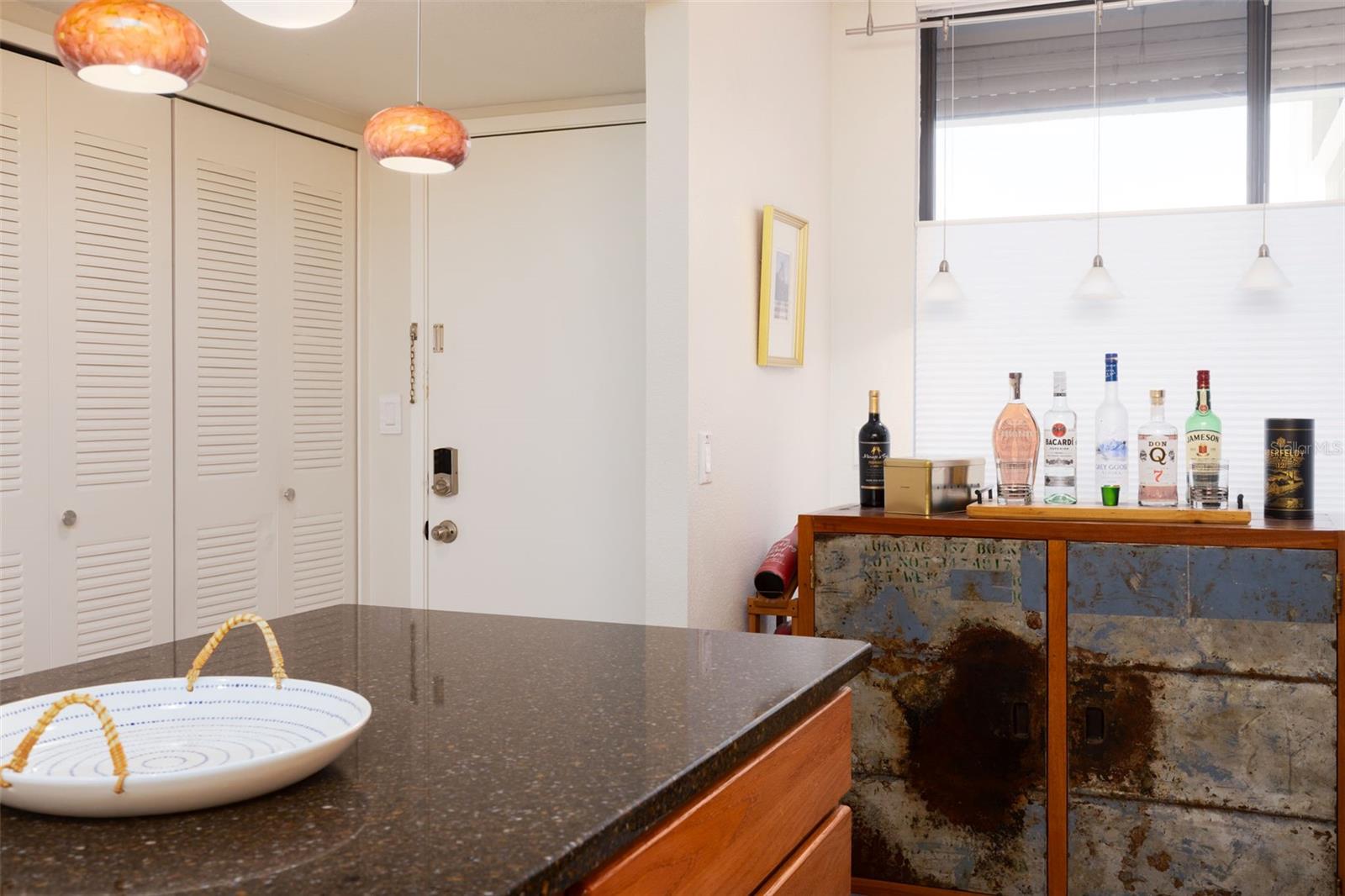 Image 17 of 47 For 9525 Blind Pass Road 505