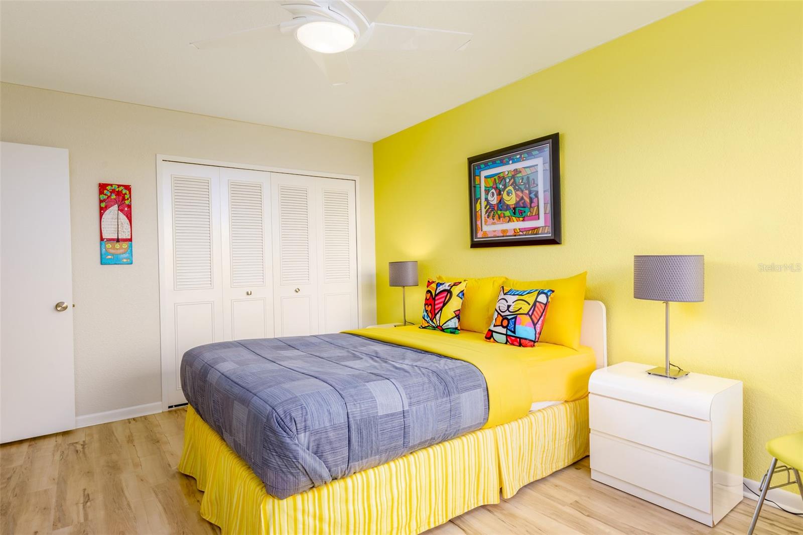 Image 32 of 47 For 9525 Blind Pass Road 505