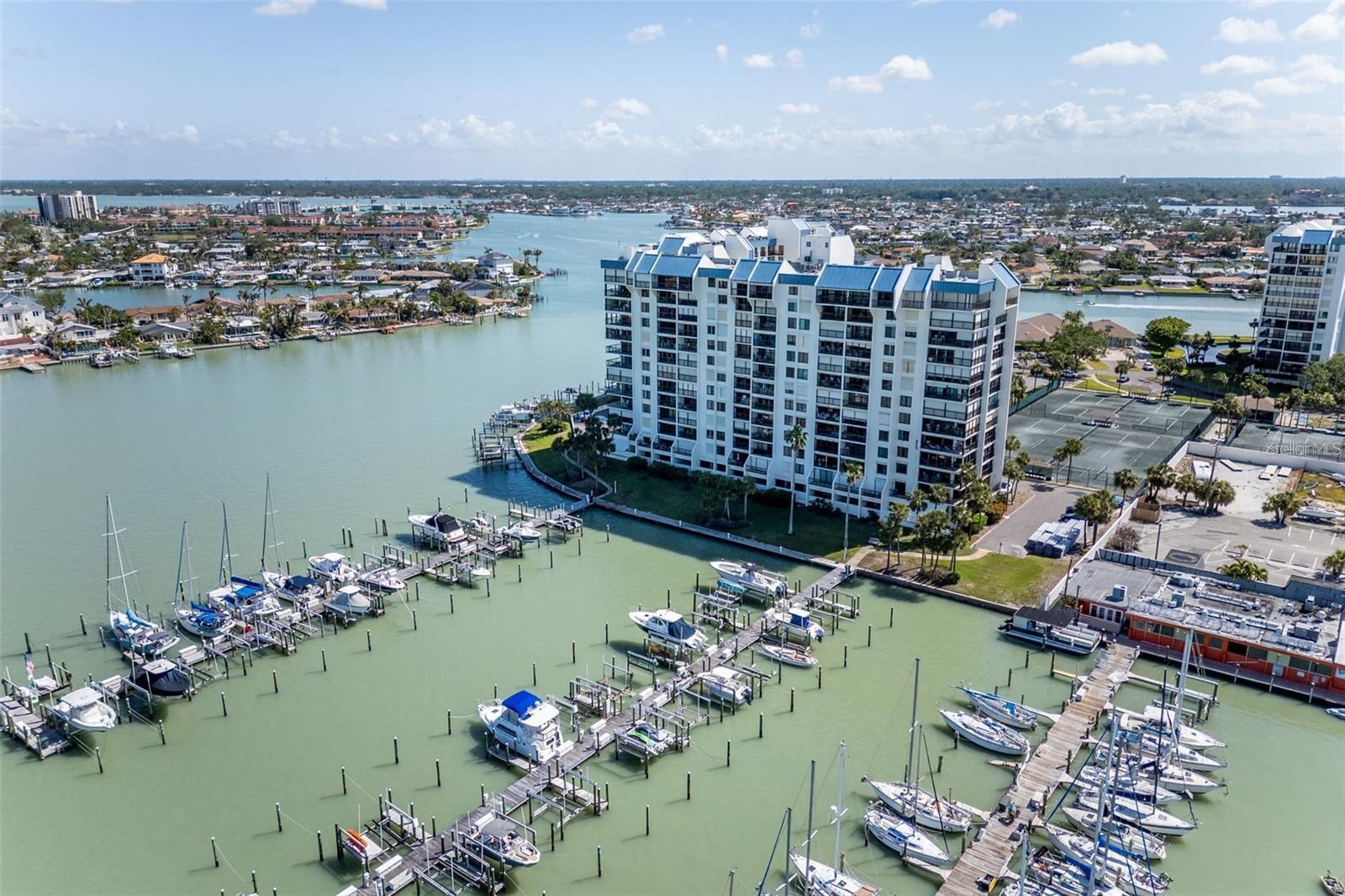 Image 36 of 47 For 9525 Blind Pass Road 505