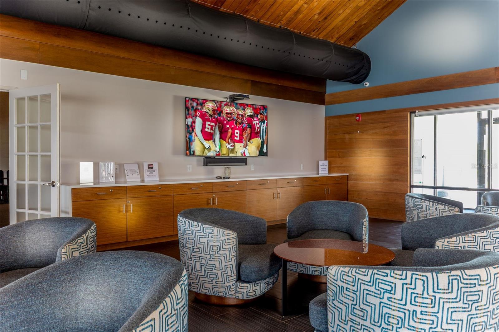 Image 40 of 47 For 9525 Blind Pass Road 505