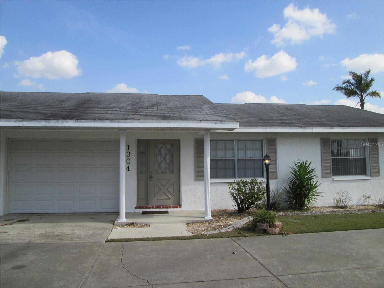 Details for 1304 Lambdeth Court, SUN CITY CENTER, FL 33573