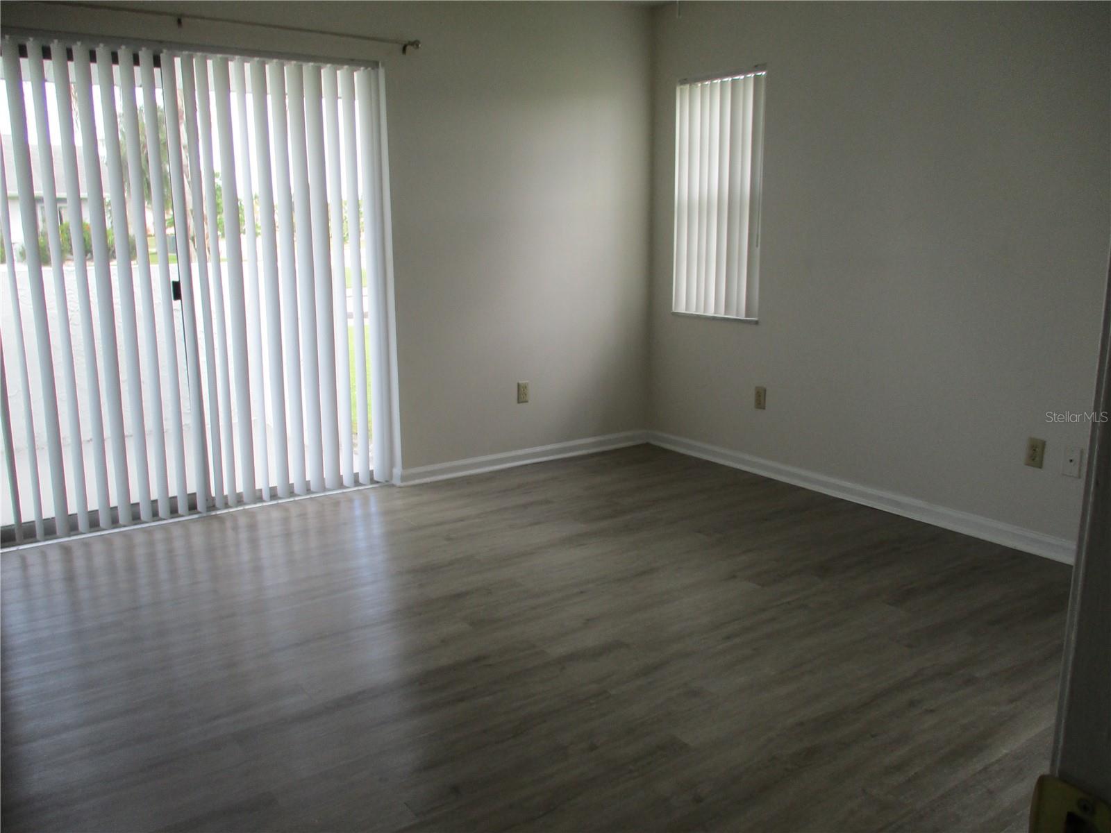 Image 11 of 18 For 1304 Lambdeth Court