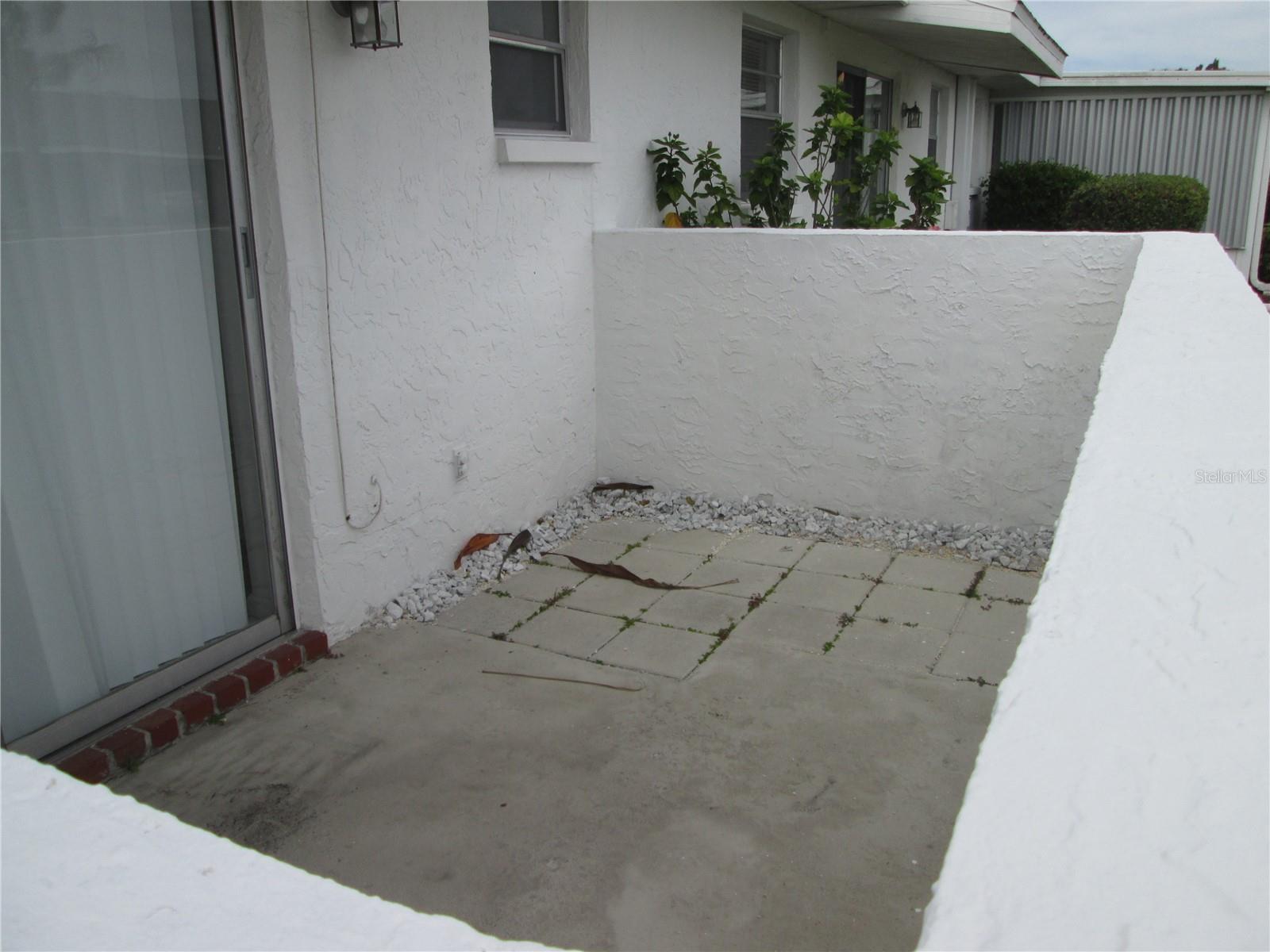 Image 16 of 18 For 1304 Lambdeth Court