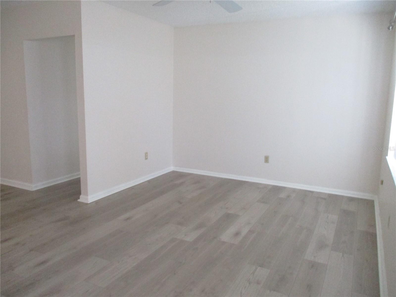 Image 3 of 18 For 1304 Lambdeth Court