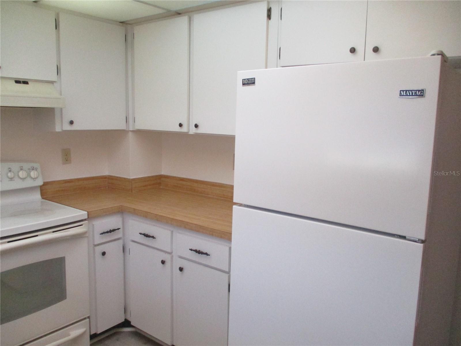 Image 7 of 18 For 1304 Lambdeth Court