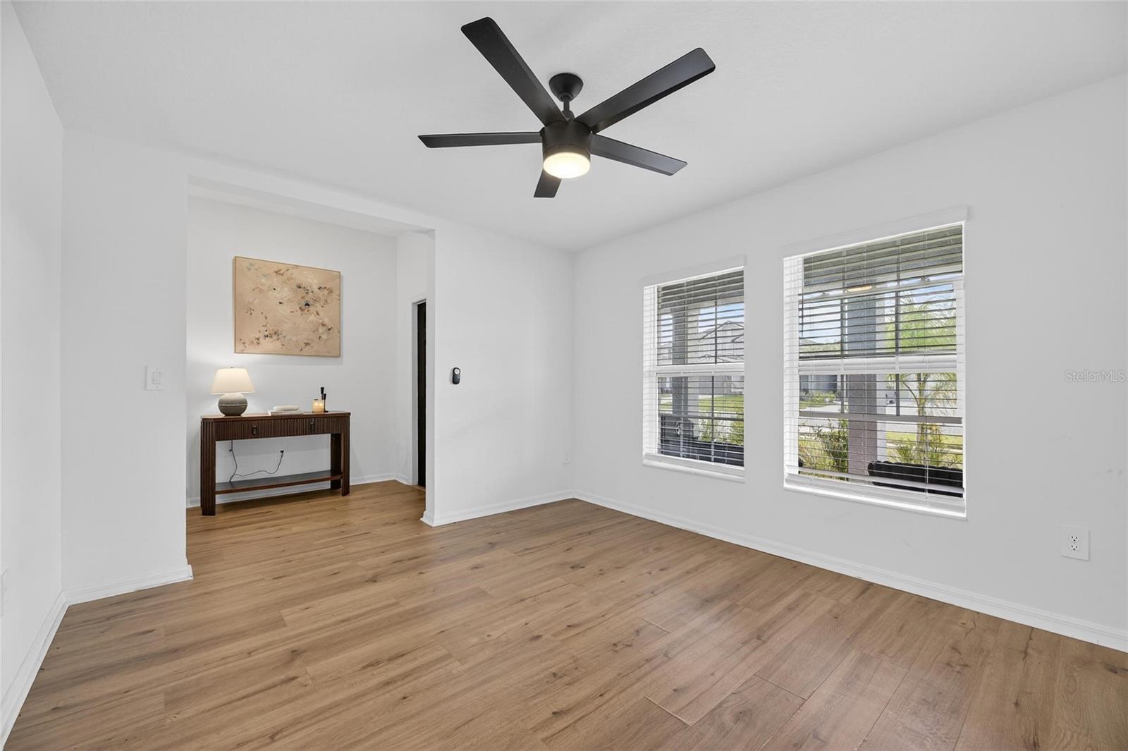 Image 31 of 78 For 13054 Violet Flame Avenue