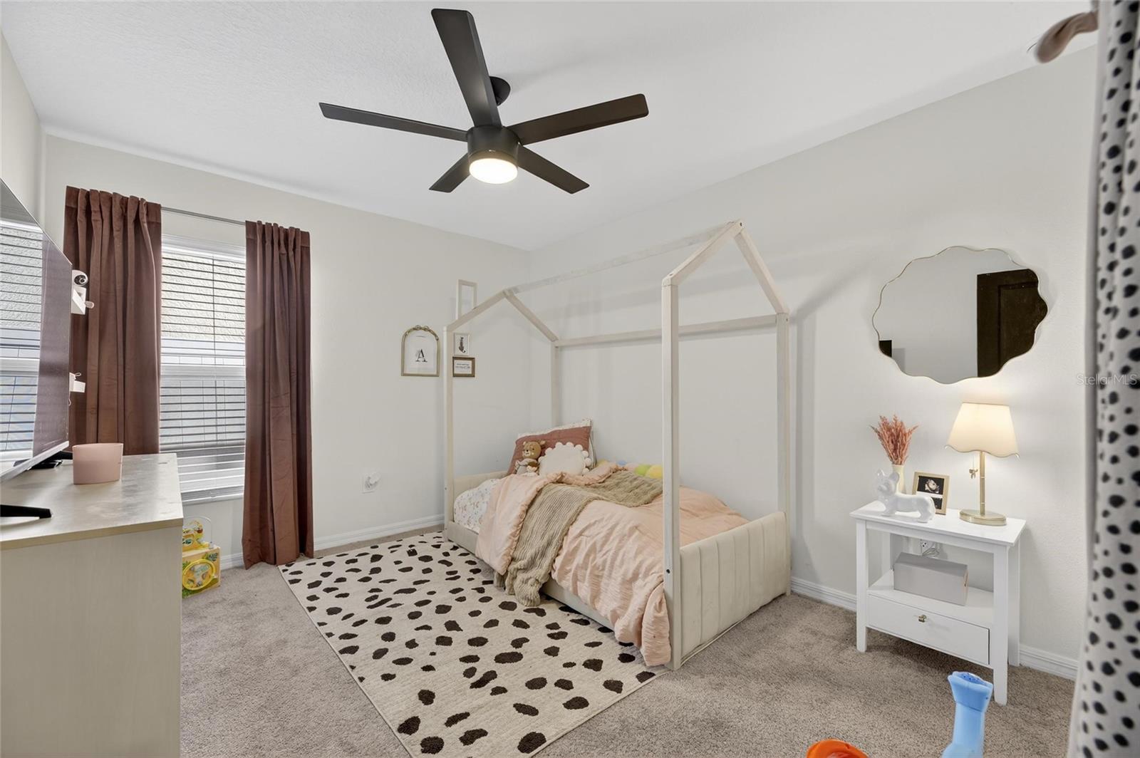 Image 38 of 78 For 13054 Violet Flame Avenue