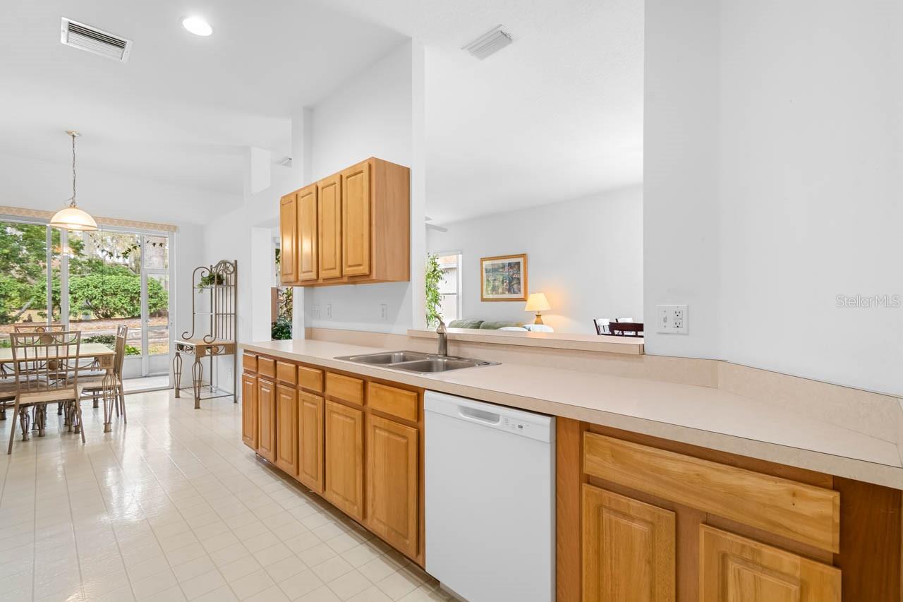 Image 16 of 51 For 2113 Worthington Greens Drive