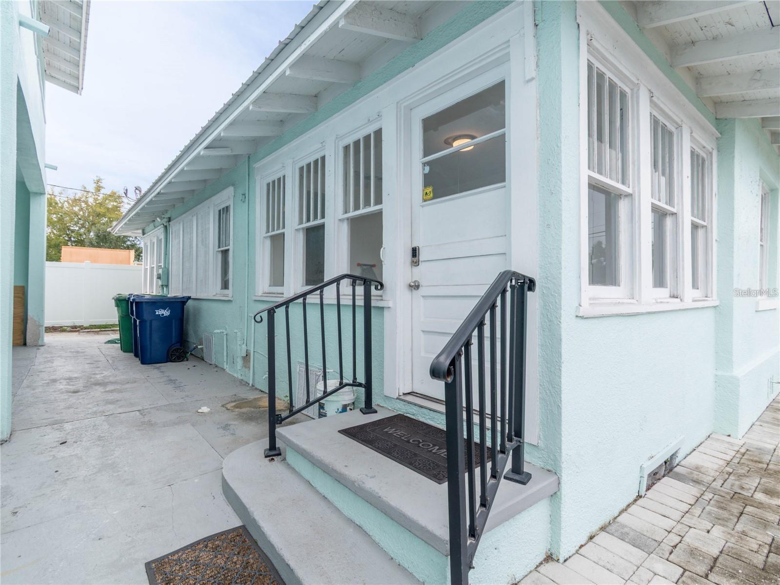 Image 22 of 25 For 103 Mohawk Avenue B