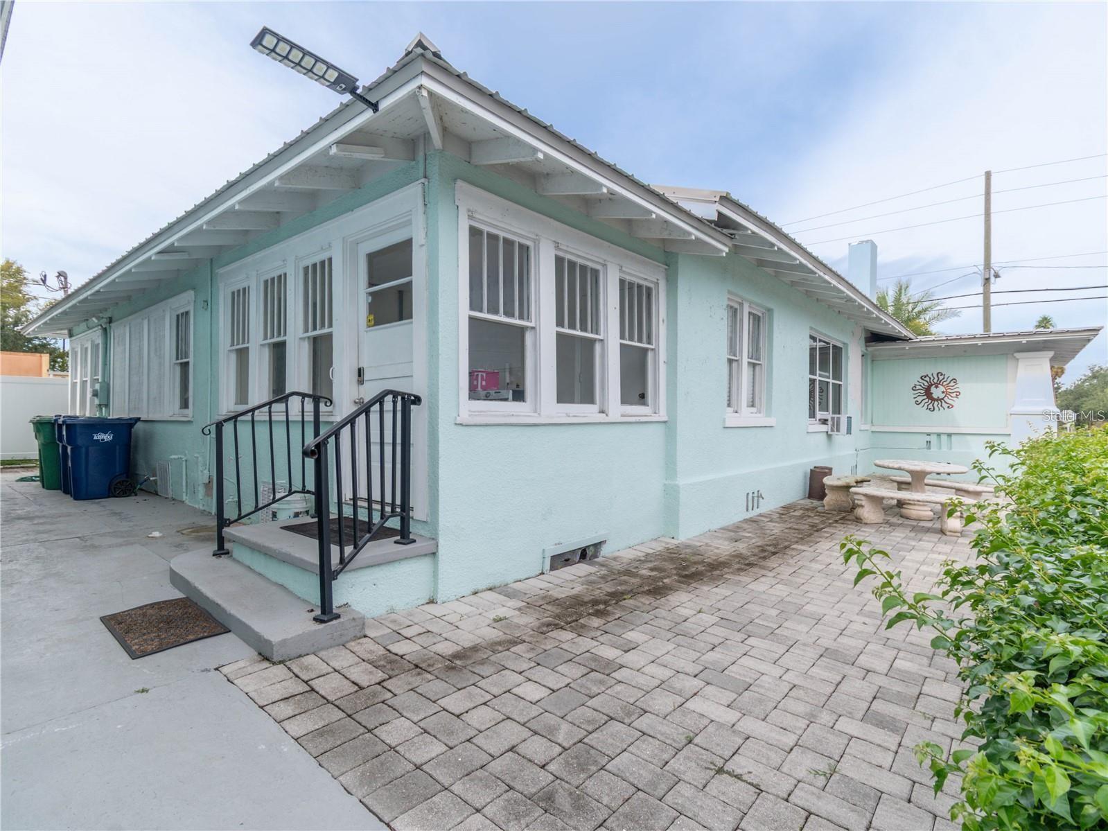 Image 23 of 25 For 103 Mohawk Avenue B