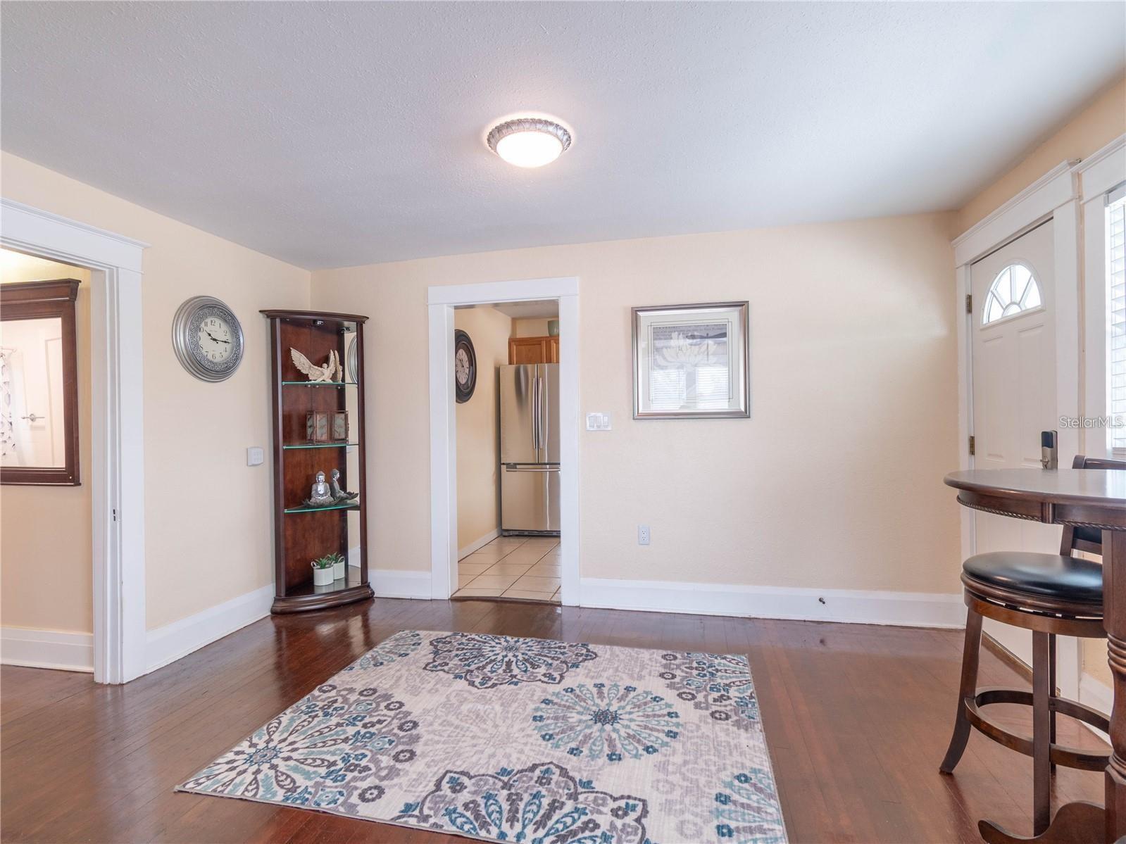 Image 5 of 25 For 103 Mohawk Avenue B