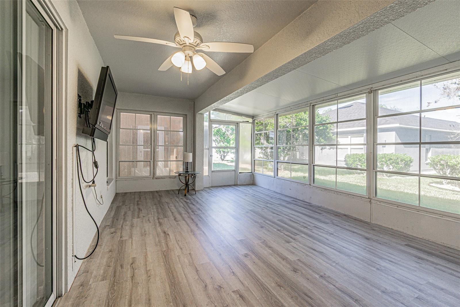 Image 20 of 26 For 9608 Rolling Circle