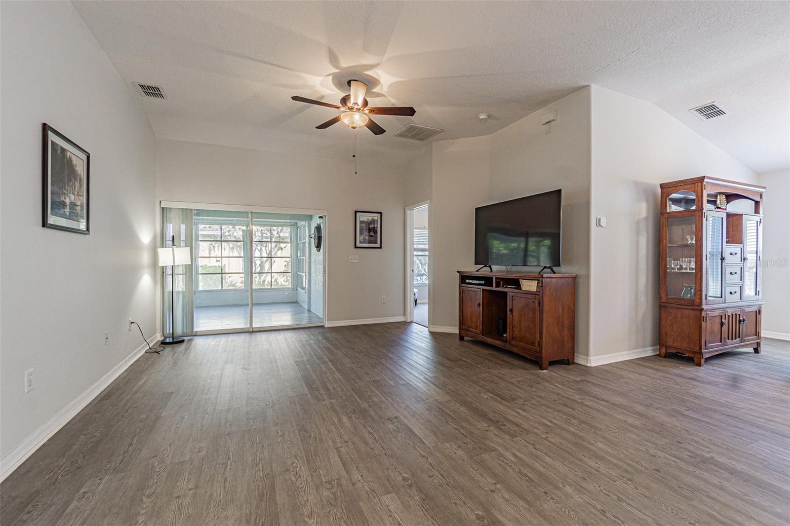 Image 6 of 26 For 9608 Rolling Circle