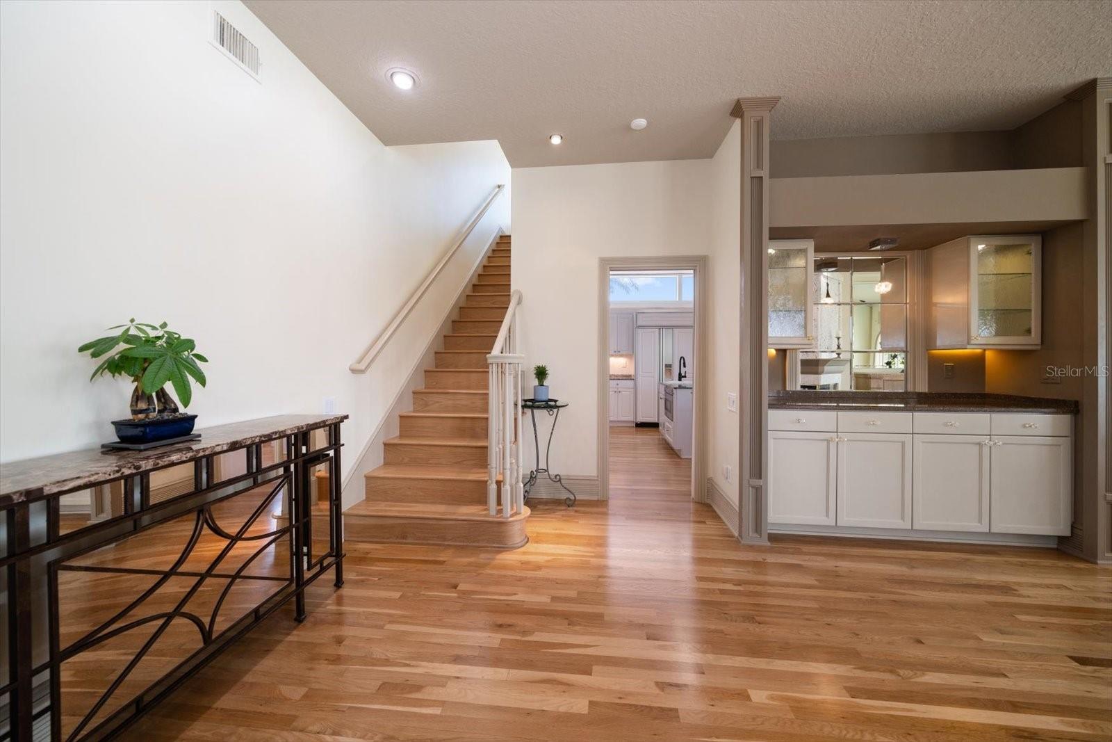 Image 10 of 84 For 2247 Donato Drive