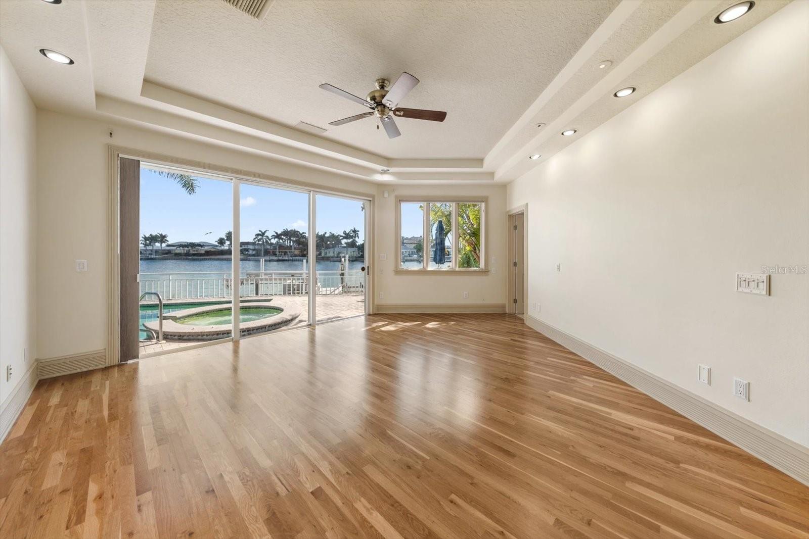 Image 24 of 84 For 2247 Donato Drive