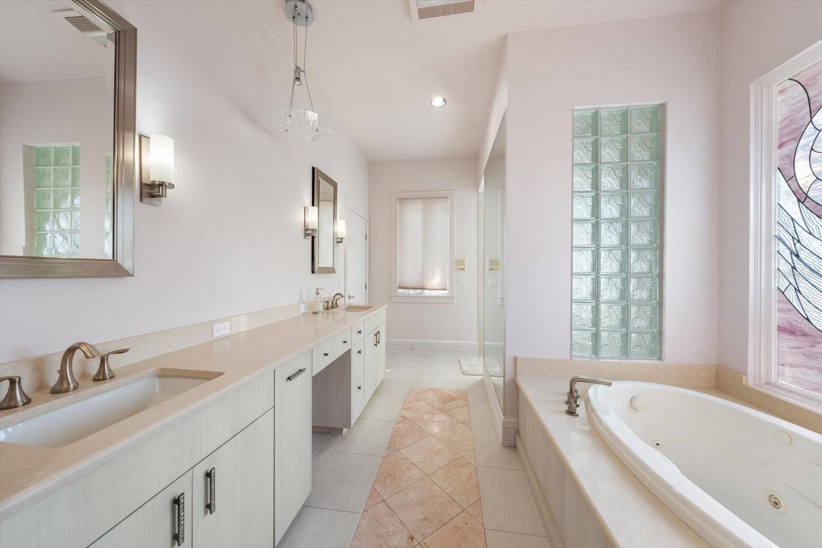 Image 28 of 84 For 2247 Donato Drive