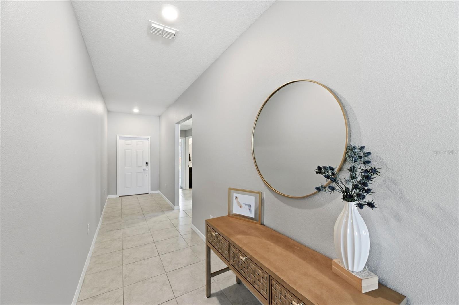 Image 17 of 76 For 10387 Scarlett Skimmer Drive