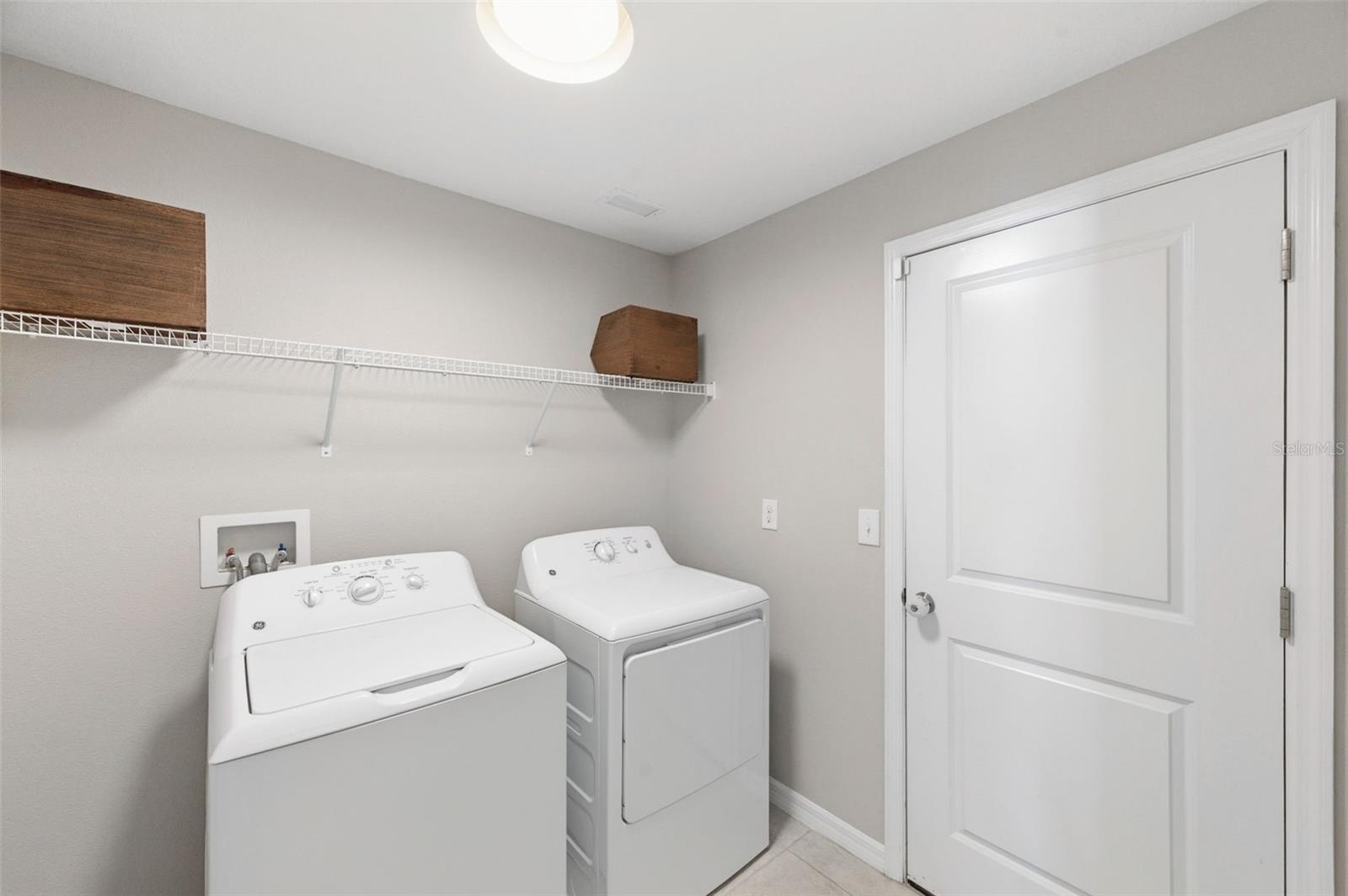 Image 19 of 76 For 10387 Scarlett Skimmer Drive