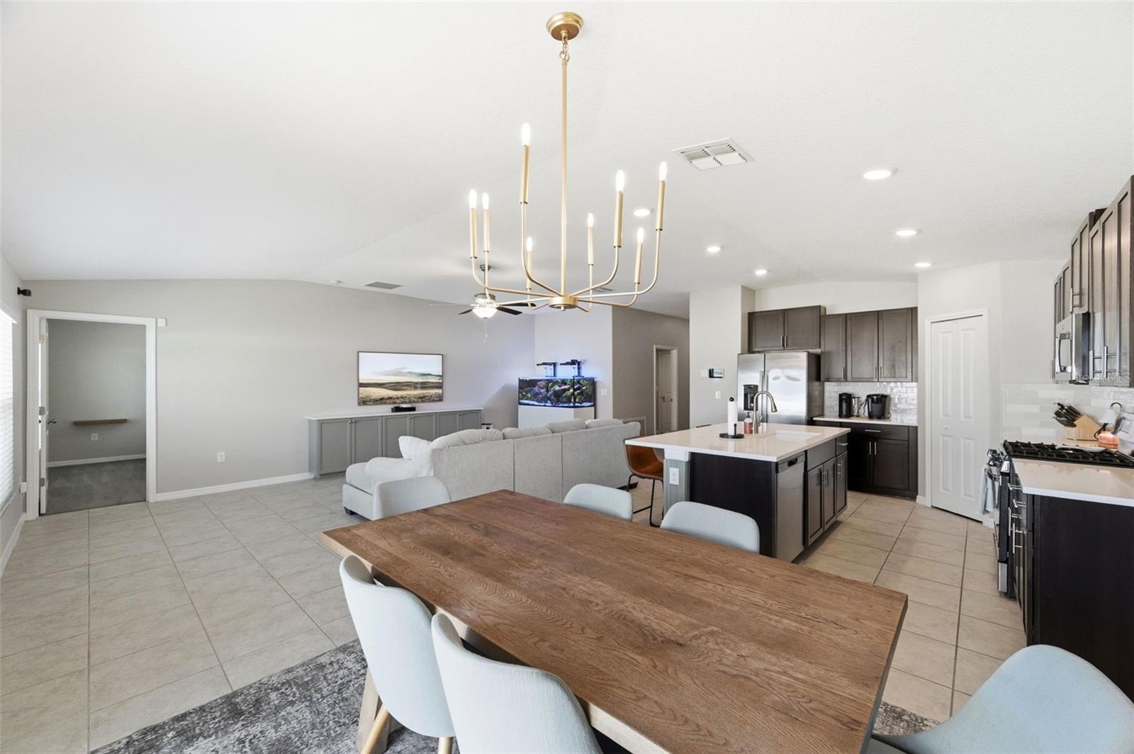 Image 34 of 76 For 10387 Scarlett Skimmer Drive