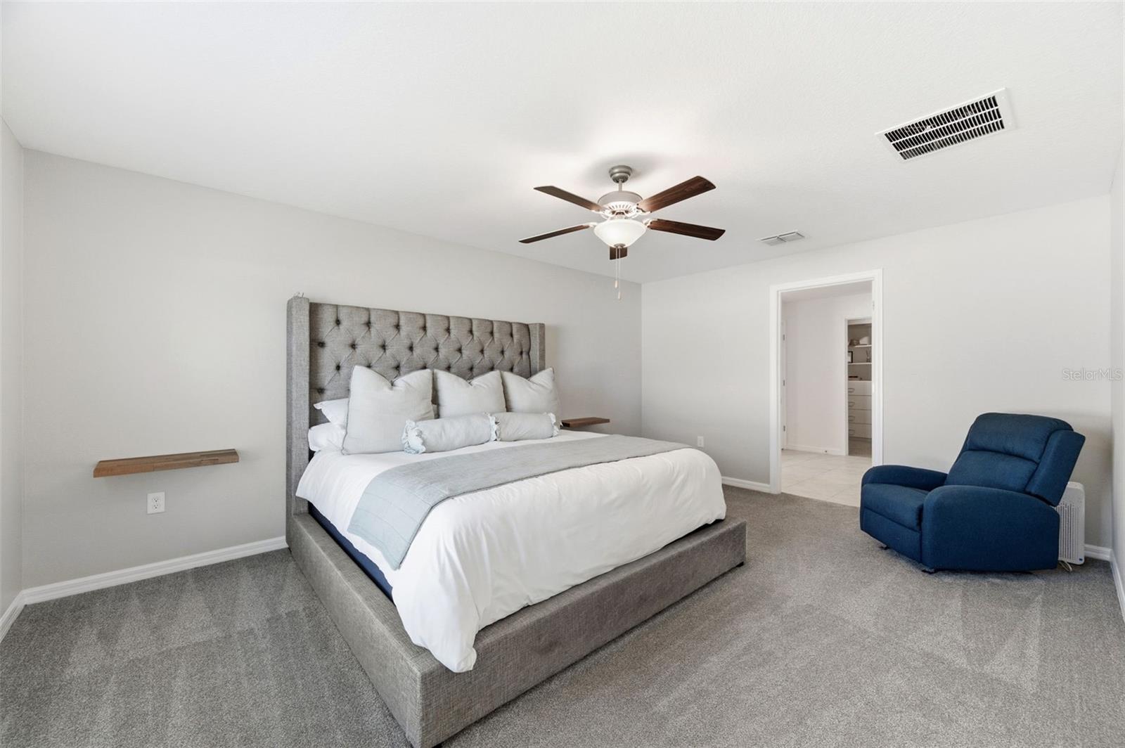 Image 36 of 76 For 10387 Scarlett Skimmer Drive