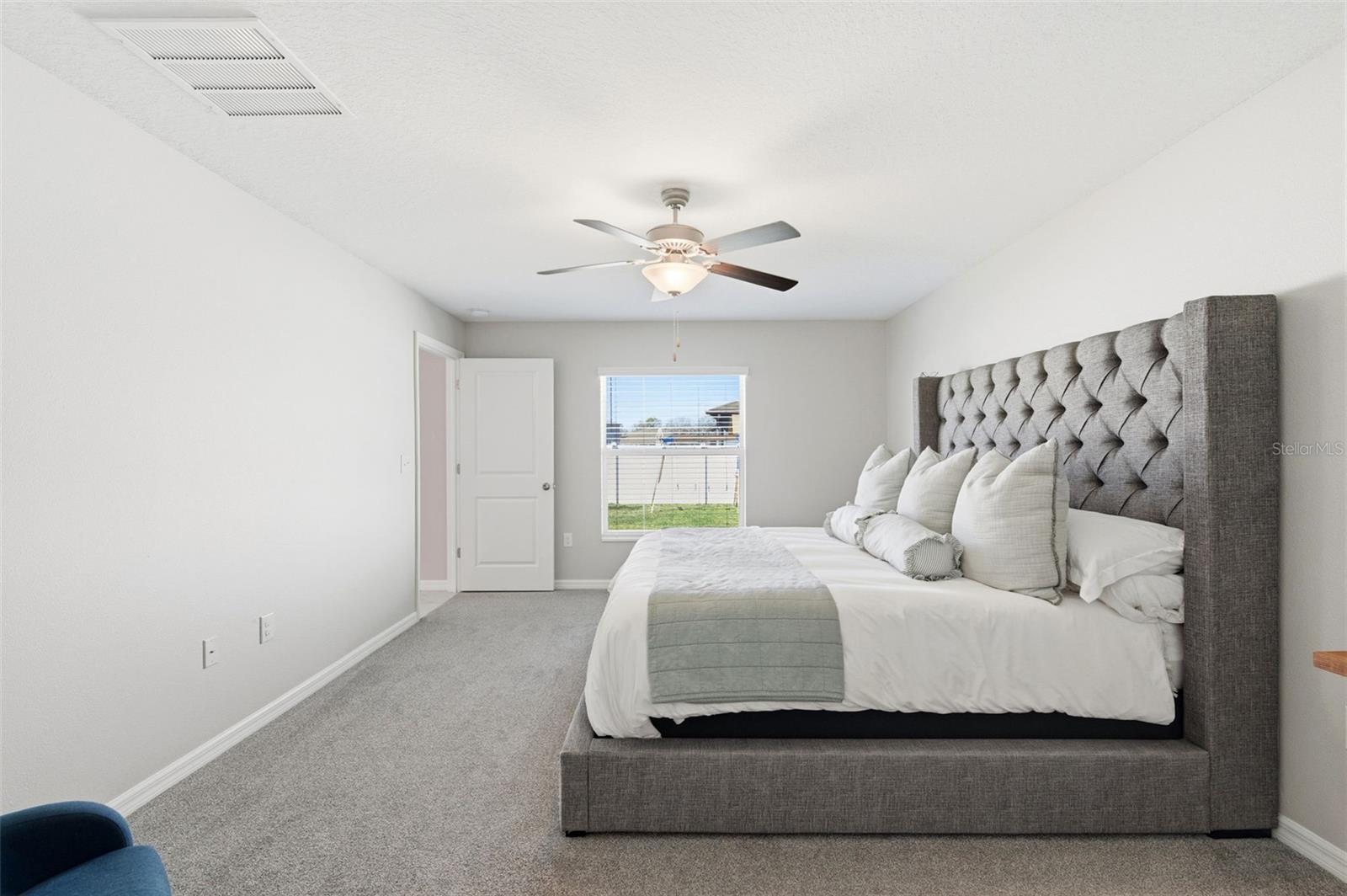 Image 40 of 76 For 10387 Scarlett Skimmer Drive