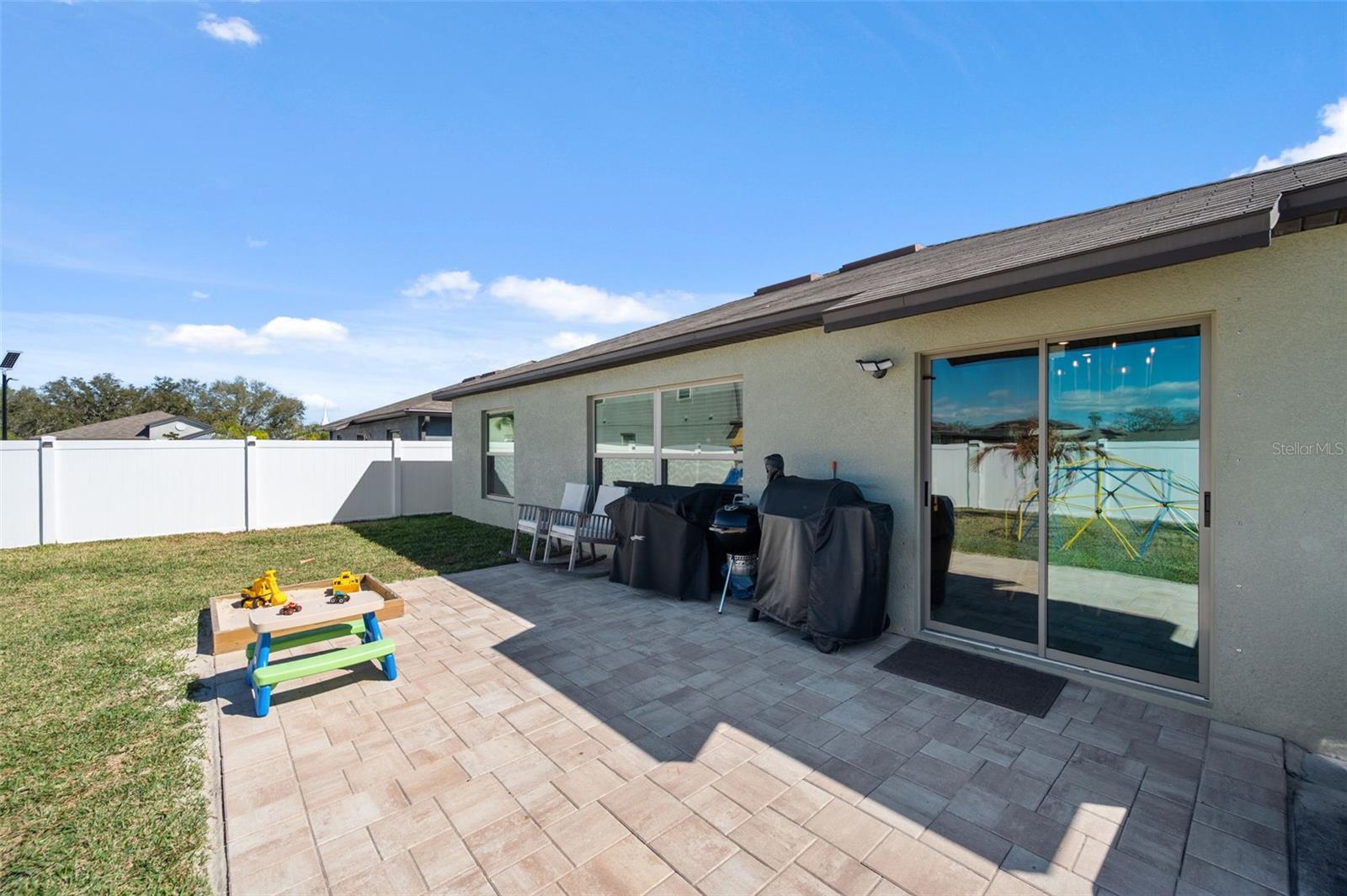 Image 47 of 76 For 10387 Scarlett Skimmer Drive