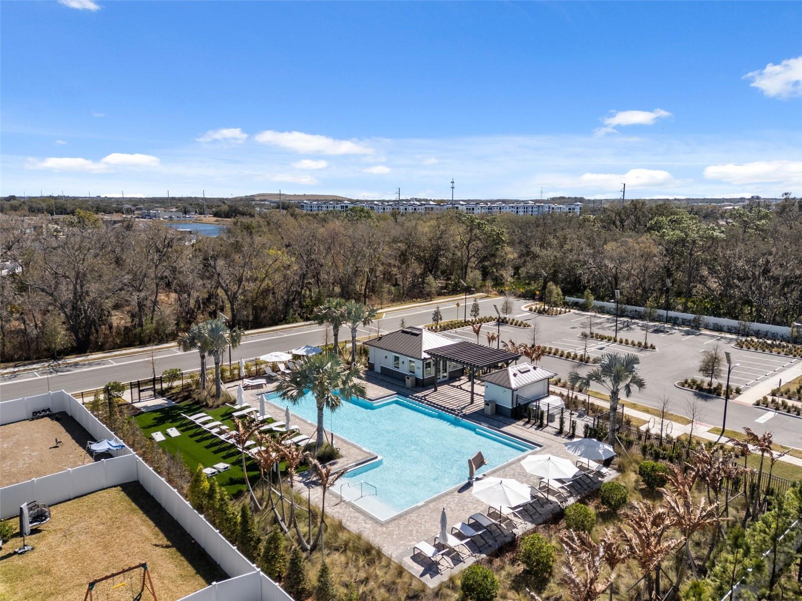 Image 70 of 76 For 10387 Scarlett Skimmer Drive