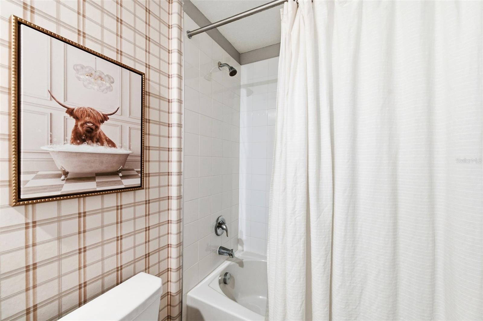 Image 9 of 76 For 10387 Scarlett Skimmer Drive